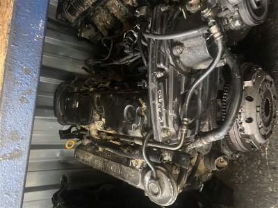 Nissan primera turbo dizel motor 