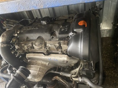 Volvo s40 2.0t turbo benzinli motor 