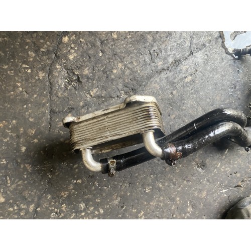 Volvo s40 benzinli yağ soğutucu ve borusu 