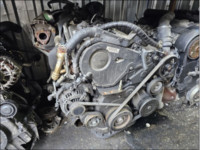 toyota avensis 2.0 dizel çıkma motor