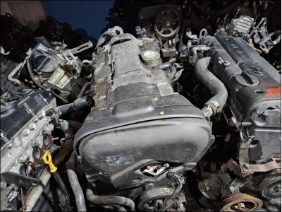 Volvo S40 2.0 Benzinli çıkma motor