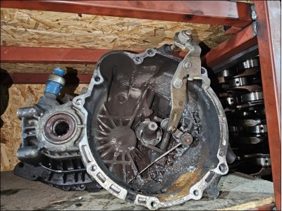 Hyundai Elantra manüel şanzıman