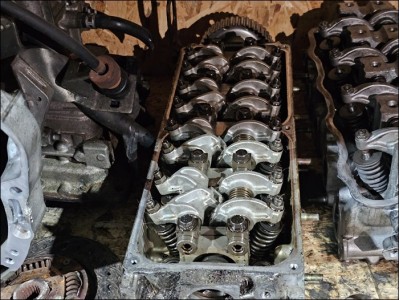 Kia Sephia 1.6 silindir kapağı