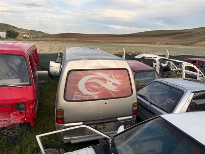 Mitsubishi L300 Çıkma Bagaj Kapağı 