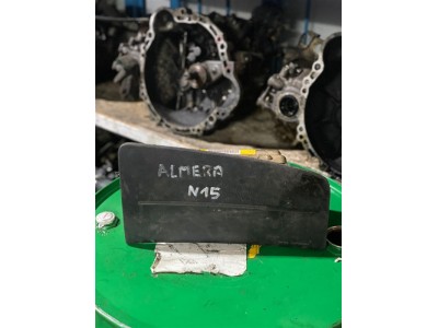 Nissan Almera Airbag