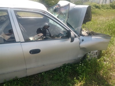 Hyundai Accent Sağ Ön Kapı