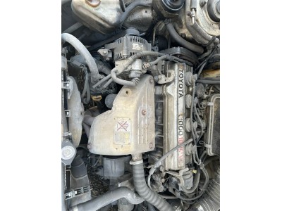 Toyota Corona 2.0 Motor