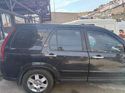 Honda CRV 2005 sağ arka kapı siyah