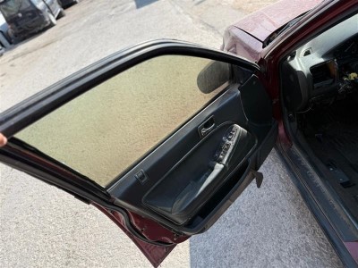 Honda Accord 1990 sol kapı döşemesi