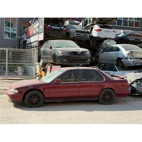 Honda Accord 1990 sol ön çamurluk