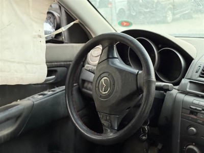 Mazda 3 2005 sürücü airbaği