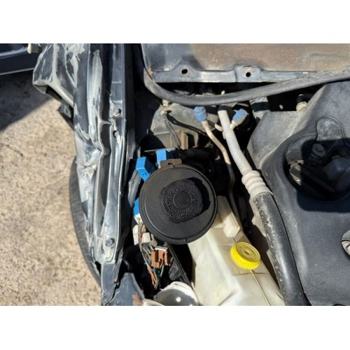 Nissan Primera power kutusu