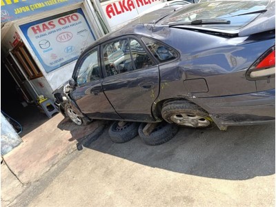 Mazda 626 2001 sol ön kapı