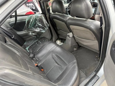 Nissan Primera 2001 arka koltuk