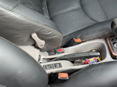 Nissan Primera 2001 emniyet kemeri