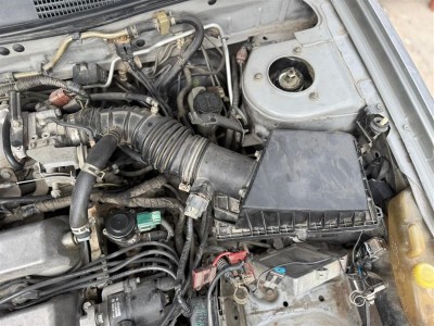 Nissan Primera 2001 hava filitre kutusu
