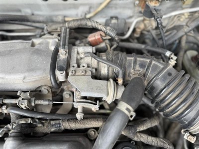 Nissan Primera 2001 boğaz kelebeği