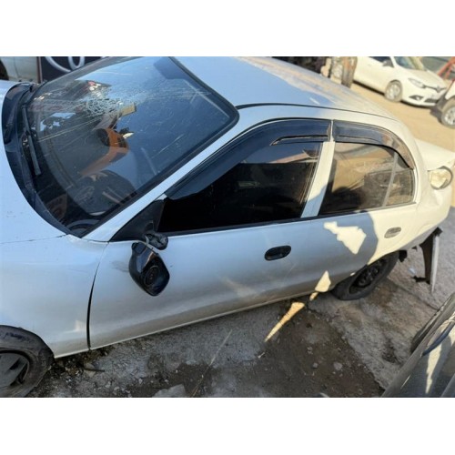 Hyundai Accent 1996 sol ön kapı beyaz