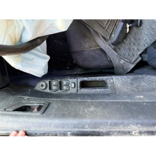 Hyundai Getz cam açma düğmesi Hyundai Getz cam açma düğmesi