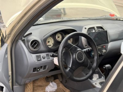 Toyota Rav-4 2005 ayna ayar düğmesi