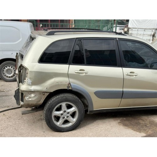 Toyota Rav-4 2005 sağ arka kapı