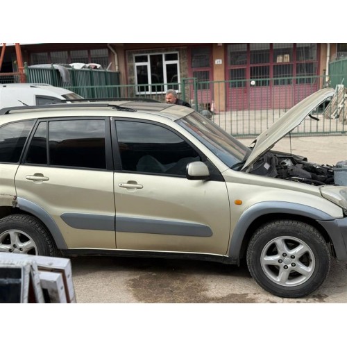 Toyota Rav-4 2005 sağ ön kapı