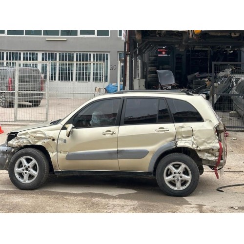 Toyota Rav-4 2005 sol ön kapı