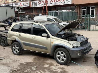 Toyota Rav-4 2005 sağ ayna