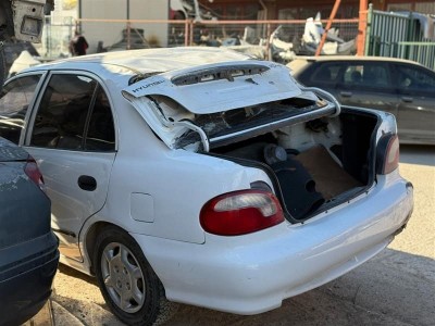 Hyundai Accent Yumurta Kasa 1998 arka tampon beyaz