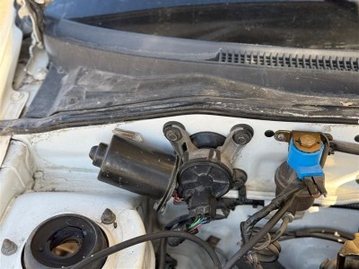 Hyundai Accent Yumurta Kasa 1998 silecek motoru