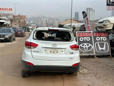 Hyundai ix35 çıkma bagaj kapağı