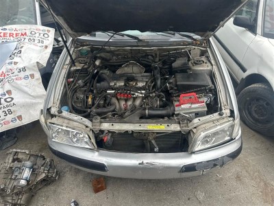 Volvo S40 2001 sağ sol far takımı