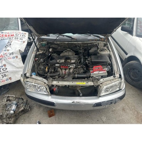 Volvo S40 2001 sağ sol far takımı