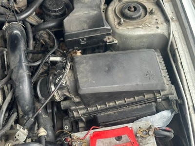 Volvo S40 2001 hava filitre kutusu