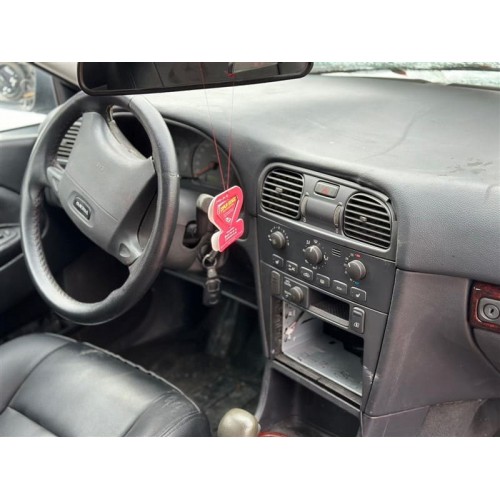 Volvo S40 2001 dörtlü ikaz düğmesi