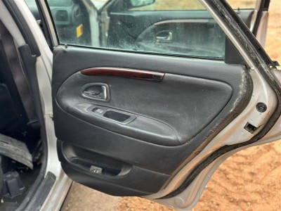Volvo S40 2001 kapı döşemesi