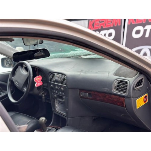 Volvo S40 2001 torpido