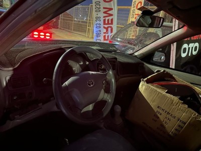 Toyota Corolla 2001 sürücü airbaği