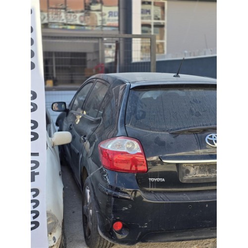 Toyota Auris 2012 sol arka stop
