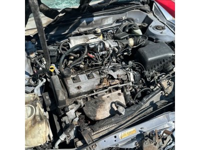 Toyota Corolla 1999 hava filitre kutusu