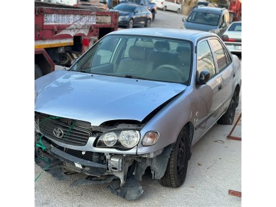 Toyota corolla 1.6 2001 kaput
