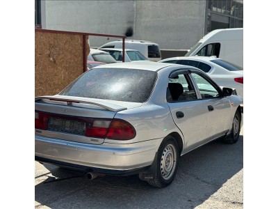 Mazda 323 1.5 1998 sağ arka stop camı