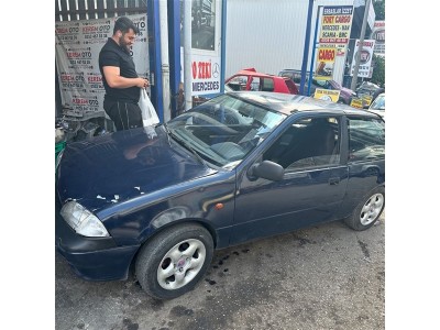 Suzuki swift 1.3 1994 sol ön çamurluk