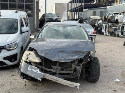 Nissan Primera 2007 ön cam