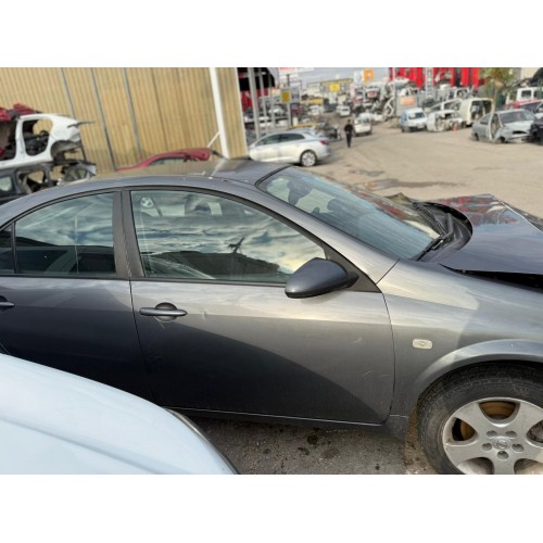 Nissan Primera 2007 sağ ön kapı