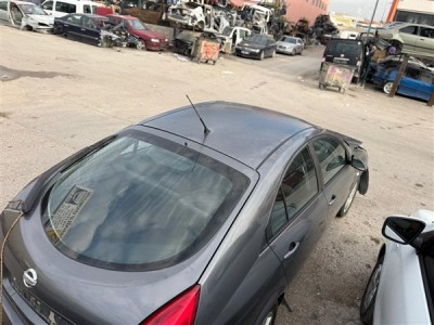 Nissan Primera 2007 tavan arka