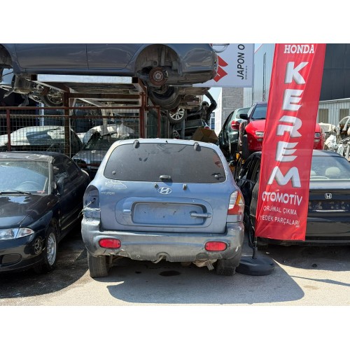 Hyundai Santa Fe Çıkma Arka Tampon