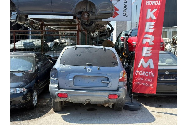 Hyundai Santa Fe Çıkma Arka Panel