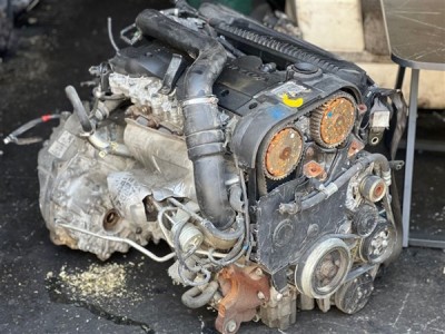 Volvo S40 Çıkma Motor